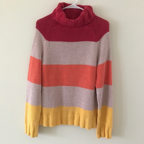 Tommy Hilfiger Sweaters - Tommy Hilfiger • Vintage Turtle Neck Sweater